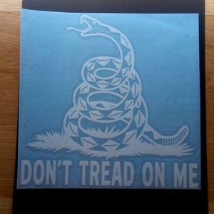 Car Decal "Don't Tread on me"